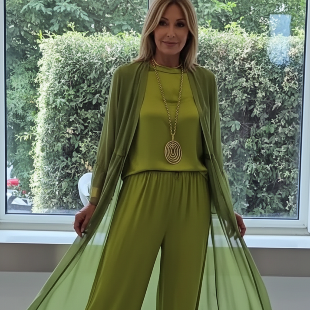 Jade | Stylish and Comfortable Women’s Tailored Set